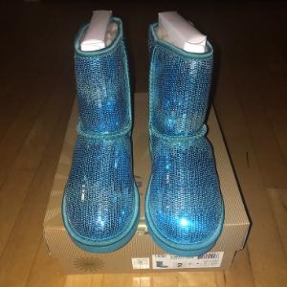 Ugg Kids Classic Short Sparkle Wave (Authentic)sz2